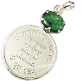 Natural Panna (Emerald) With Budha Yantra Silver Locket; Original & Certified